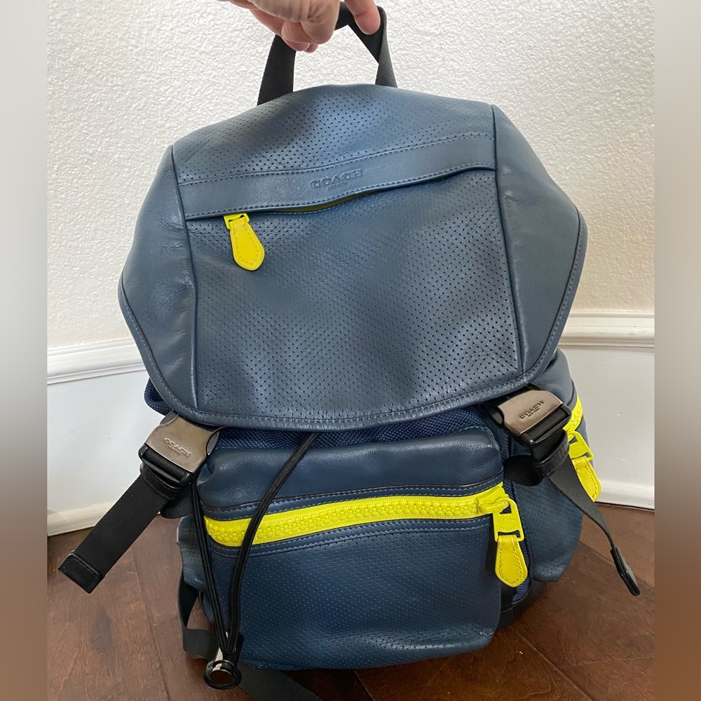 Coach Terrain Trek Travel Backpack Perforated Dark Blue Bright Yellow Accents - Picture 4 of 10